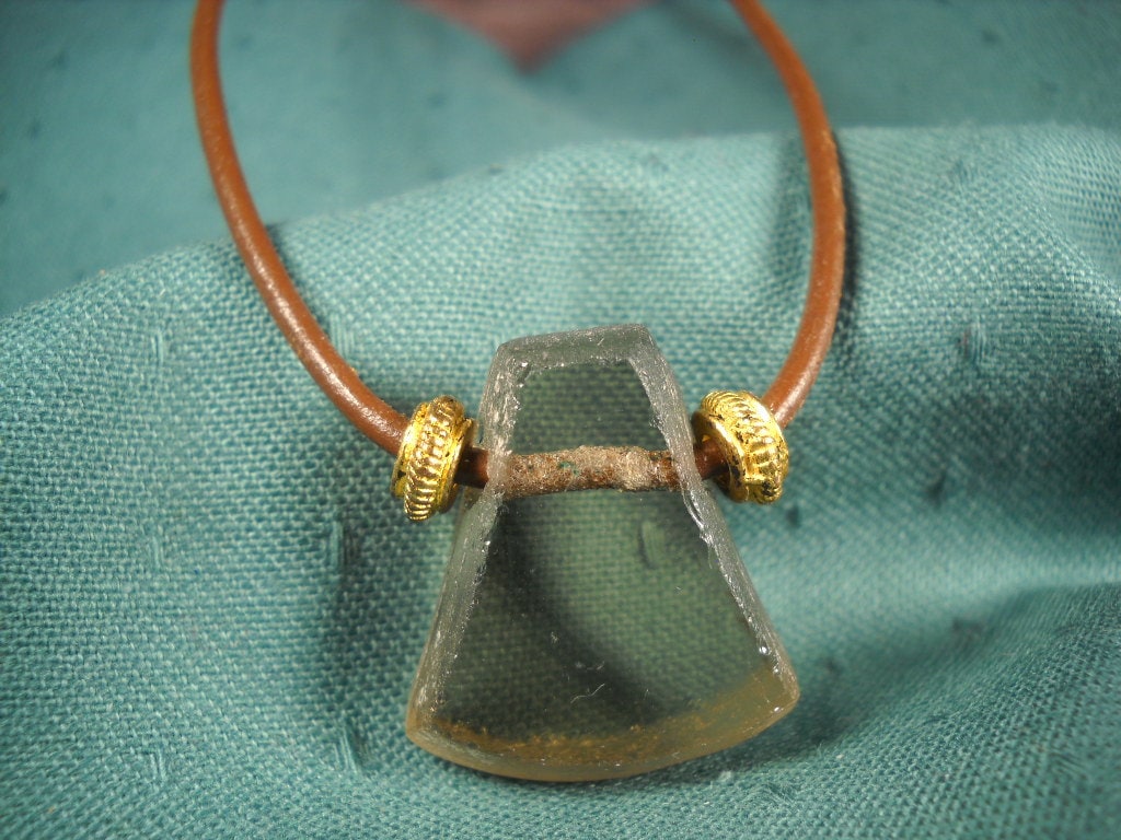 Recycling-Glas Halskette, Repurposed Glas, Recycling-Glas, Schmuck, Glasschmuck, Geborgen, Umfunktionierten Halskette Recycling-Glas Halskette, Repurposed Glas, Recycling-Glas, Schmuck, Glasschmuck, Geborgen, Umfunktionierten Halskette von ChristophCreations