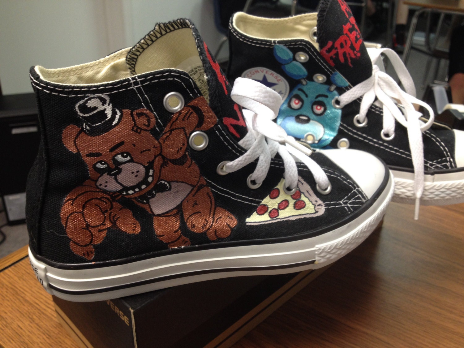 Five Nights At Freddy's Custom Schuhe Five Nights At Freddy's Custom Schuhe von ChromeReflections
