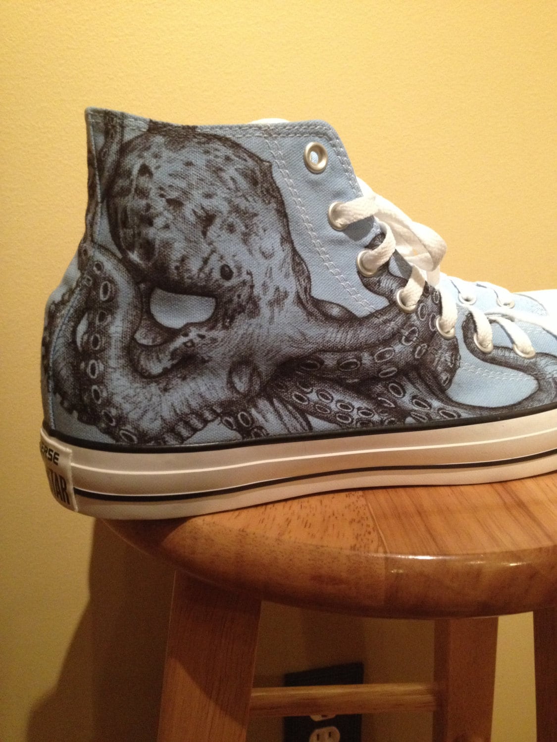 Krake Converse Custom Schuhe Krake Converse Custom Schuhe von ChromeReflections