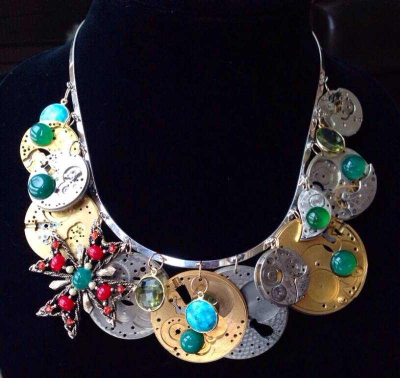 steampunk Uhrwerk Charme Anweisung Halskette Halsband Kunst Skulptur steampunk Uhrwerk Charme Anweisung Halskette Halsband Kunst Skulptur von Chronostica