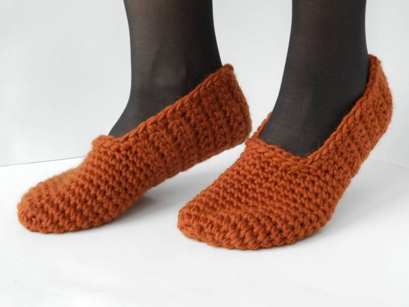 Gehäkelte Hausschuhe Mit Doppelter Rutschfester Sohle/Gehäkelte Damenhausschuhe/Frauenhausschuhe/Wollhausschuhe von ChunkyKnitworks