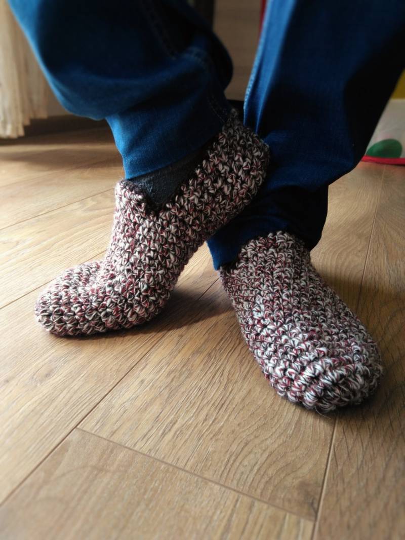 Gehäkelte Herren Hausschuhe Mit Rutschfesten Doppelsohlen/Herren Stiefel/Herren Hausschuhe/Gehäkelte Handgemacht/Hausschuhe/Häkelschuhe Aus Wolle von ChunkyKnitworks