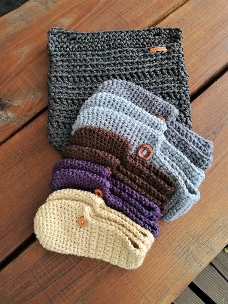Set Von 5 Hausschuhe + Geschenk Hängenden Korb, Häkeln Gestrickte Wolle Für Gäste, Housewarminggeschenk, Gäste Hausschuhe von ChunkyKnitworks