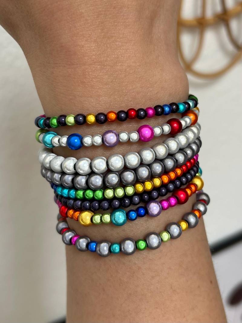 1 St. Armband 4-6mm Miracle Beads Pearl Magic 3D Illumination Acryl Y2K Handgefertigt Regenbogen von Chunkypearls