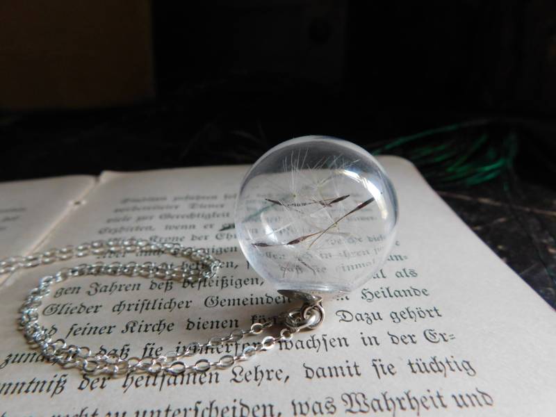 Die Wunschkugel. Glaskugel Mit Echten Pusteblumen. Sterling Silber & Schmuck. Pusteblumen Kette. #festlicheetsyfundstücke von Chymiera