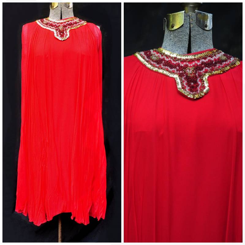 Vintage 60Er 70Er Jahre/Rotes Chiffon Trapez A-Linie Kleid Perlenausschnitt Xs-S Twiggy Style von CicelysCloset