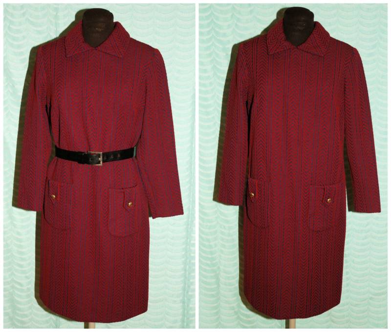 Vintage 60Er 70Er Maroon Red Chevron Mantelkleid/Mod Print, Heavy Poly Größe Medium Ilgwu Label Vintage 60Er 70Er Maroon Red Chevron Mantelkleid/Mod Print, Heavy Poly Größe Medium Ilgwu Label von CicelysCloset
