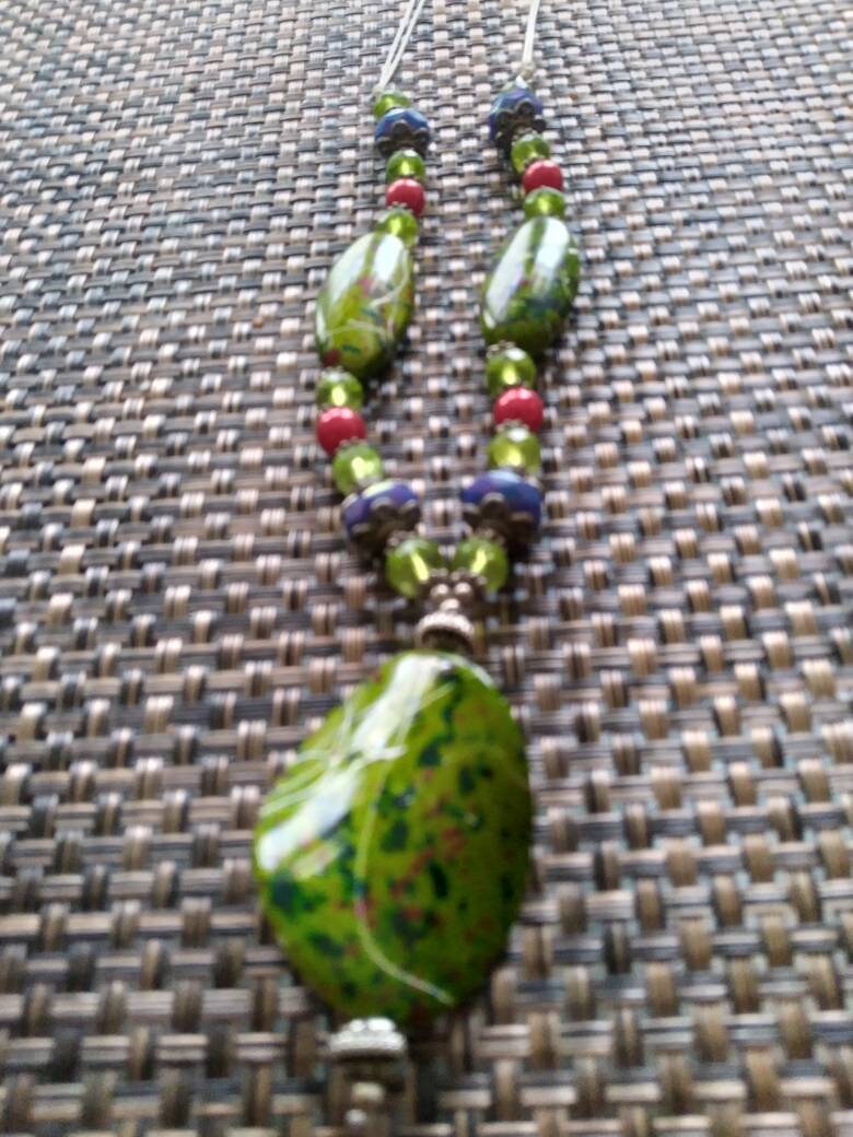 statement Halsketten Set, Handgefertigte Acryl Perlen Und Glas von CillaArtCreations