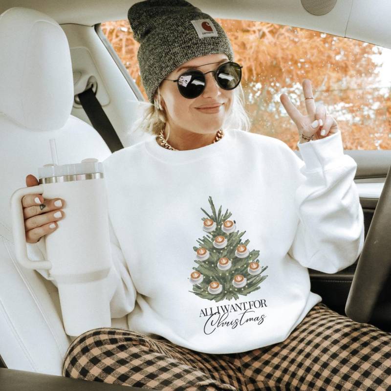 All I Want For Christmas Is Coffee Tree Bestie Retro Sweatshirt Barista Y2K Espresso Lover Breakfast Gift Mother Cappuccino Santa 90S Hoodie von CincerelyYoursShop