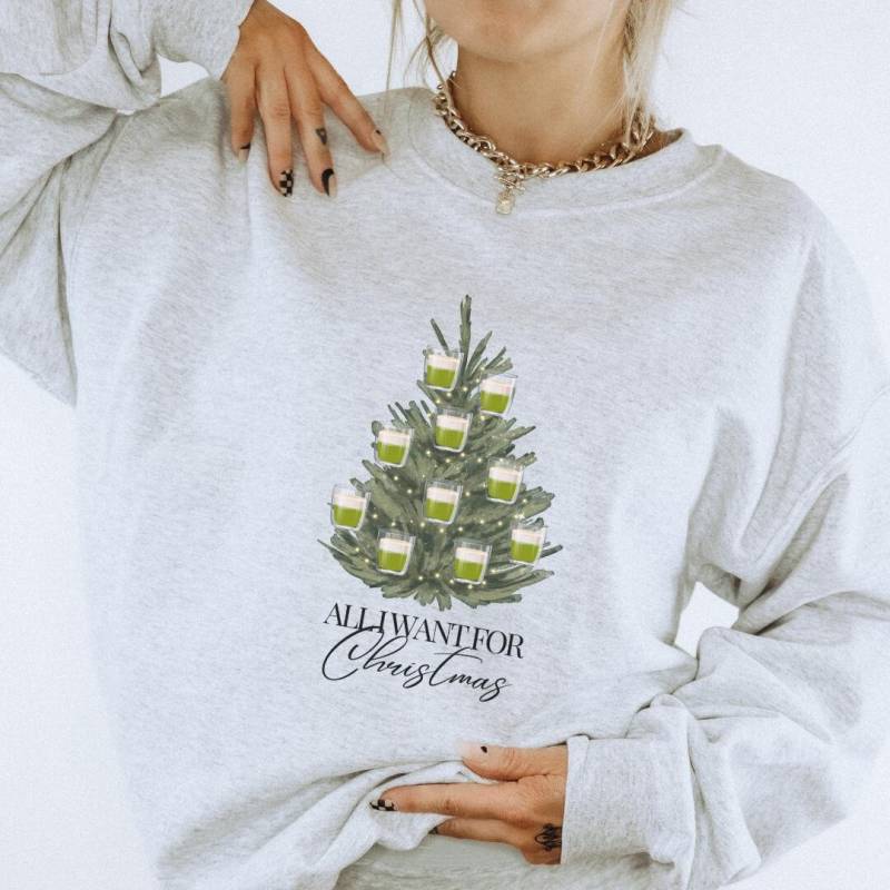 All I Want For Christmas Is Matcha Latte Tree Bestie Retro Sweatshirt Barista Y2K Wellness Lover Yoga Gift Mother Pilates Santa 90S Hoodie von CincerelyYoursShop