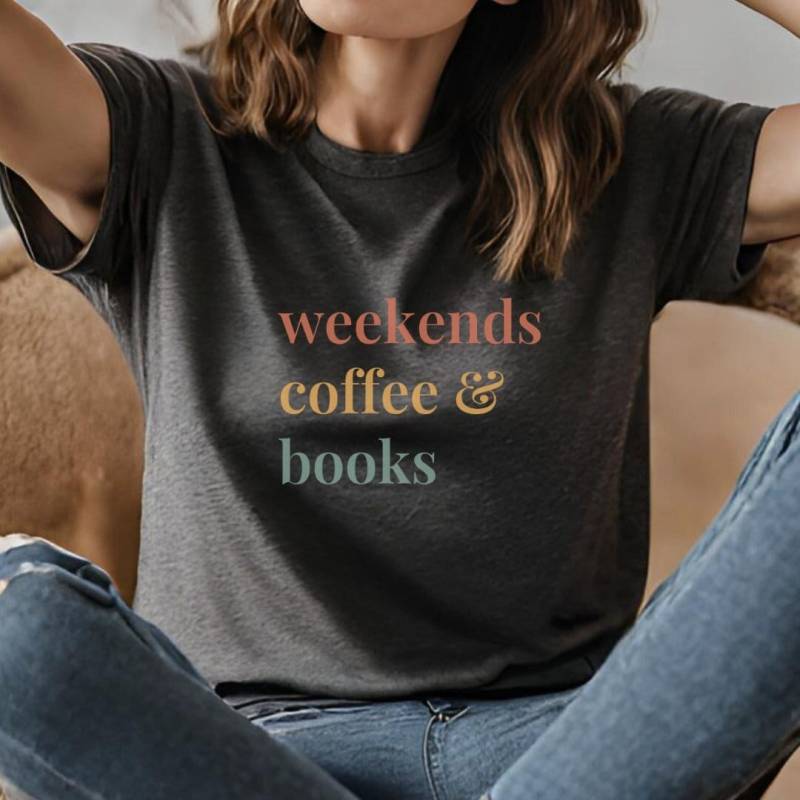 Book Lover Coffee Sweatshirt Read Books Drink Be Happy Crewneck Sweatshirt Gift My Life Are Book Worm Sweater von CincerelyYoursShop