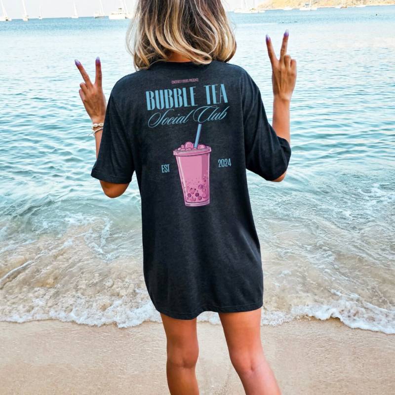 Bubble Tea Social Club All Day Long Oversized Shirt Pocket Retro Boba Lover T-Shirt Food Girl Gift 90 Graphic Tshirt Student Back Print Y2K von CincerelyYoursShop
