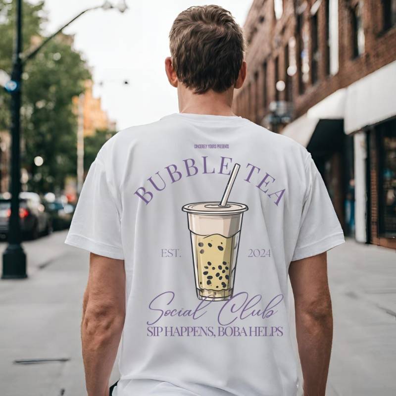 Bubble Tea Social Club Life Happens Boba Helps Oversized Shirt Retro Lover T-Shirt Food Girl Gift 90 Graphic Tshirt Student Back Print Bubble Tea Social Club Life Happens Boba Helps Oversized Shirt Retro Lover T-Shirt Food Girl Gift 90 Graphic Tshirt Student Back Print von CincerelyYoursShop