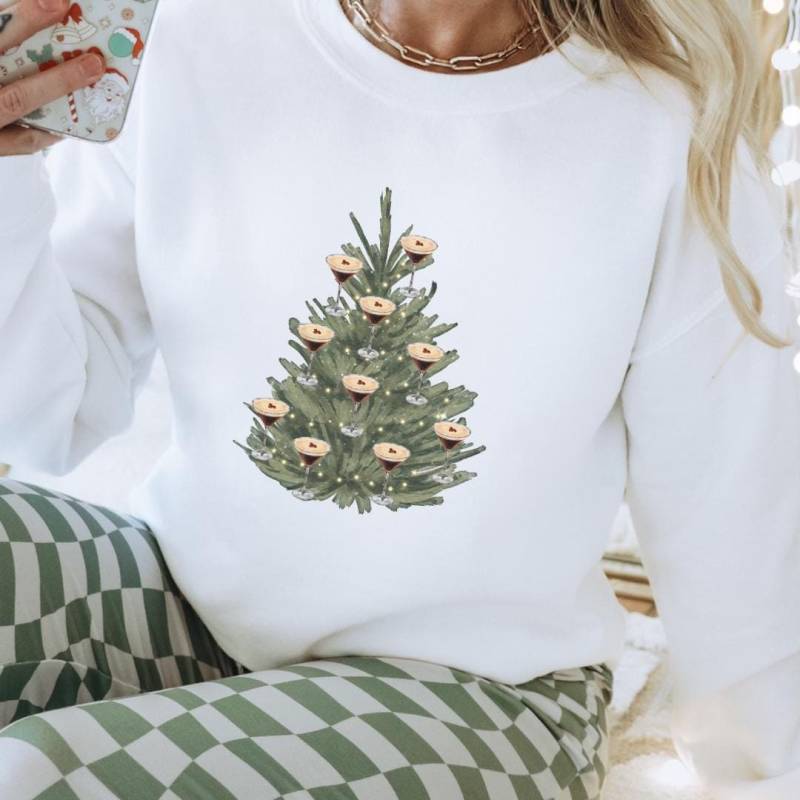 Christmas Espresso Martini Tree Bestie Retro Sweatshirt Tini Time Y2K Cocktail Lover Alcohol Gift Mother Aperitifo Santa 90S Dirty von CincerelyYoursShop
