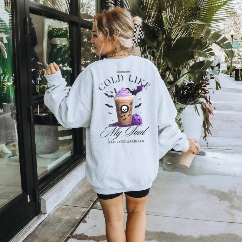 Cold Like My Soul Iced Coffee Social Club Retro Back Print Sweatshirt Halloween Lover Food Autmn Gift 90S Graphic Student Pumpkin Pocket Y2K von CincerelyYoursShop