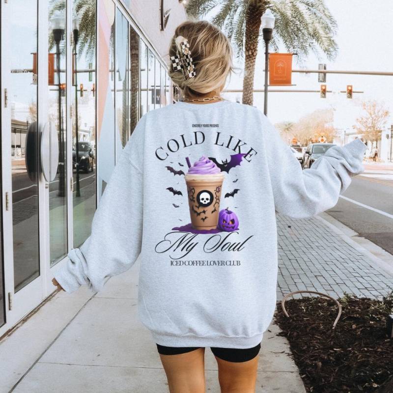 Cold Like My Soul Iced Coffee Social Club Retro Back Print Sweatshirt Halloween Lover Food Autmn Gift 90S Graphic Student Pumpkin Pocket Y2K von CincerelyYoursShop