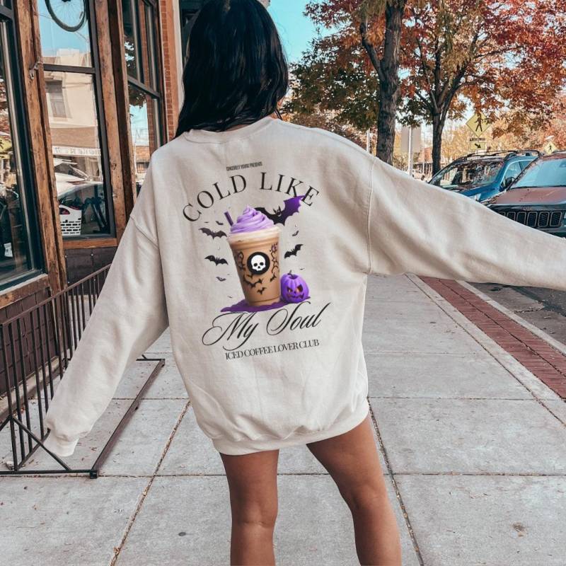 Cold Like My Soul Iced Coffee Social Club Retro Back Print Sweatshirt Halloween Lover Food Autmn Gift 90S Graphic Student Pumpkin Pocket Y2K von CincerelyYoursShop