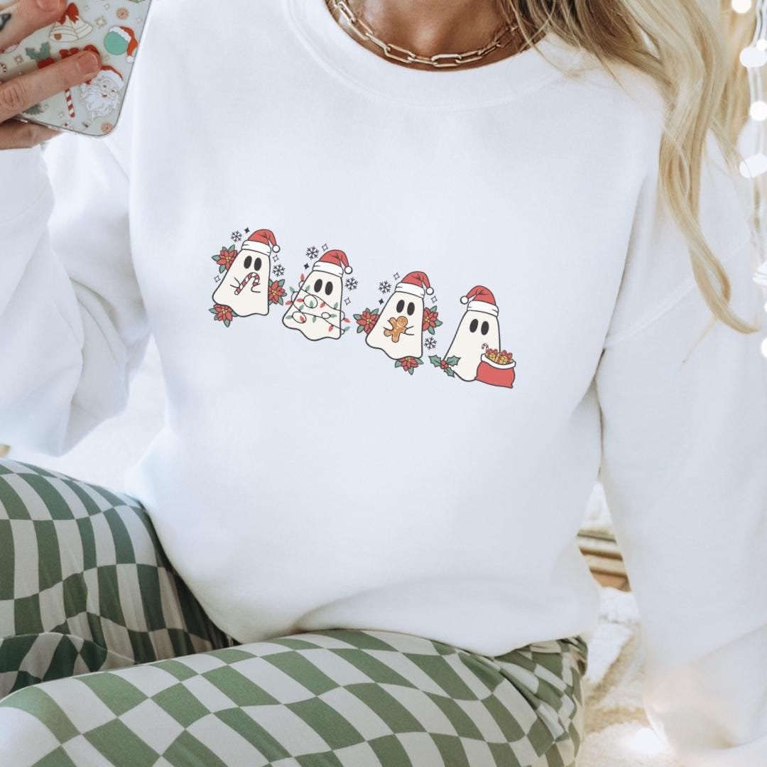 Cute Christmas Ghost Retro Sweatshirt Gift Y2K Holiday Winter Family Vintage Cozy Ugly Sweater Unisex 90S Pinterest Gingerbread Man Cookies von CincerelyYoursShop