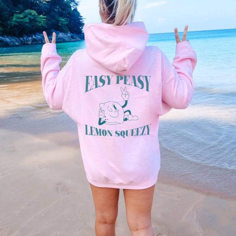 Easy Peasy Lemon Squeezy Hoodie Retro 90S Back Print Sweatshirt Summer Beach Vintage Sun Vibes Pocket Limoncello Mom Bestie Y2K Sweat von CincerelyYoursShop