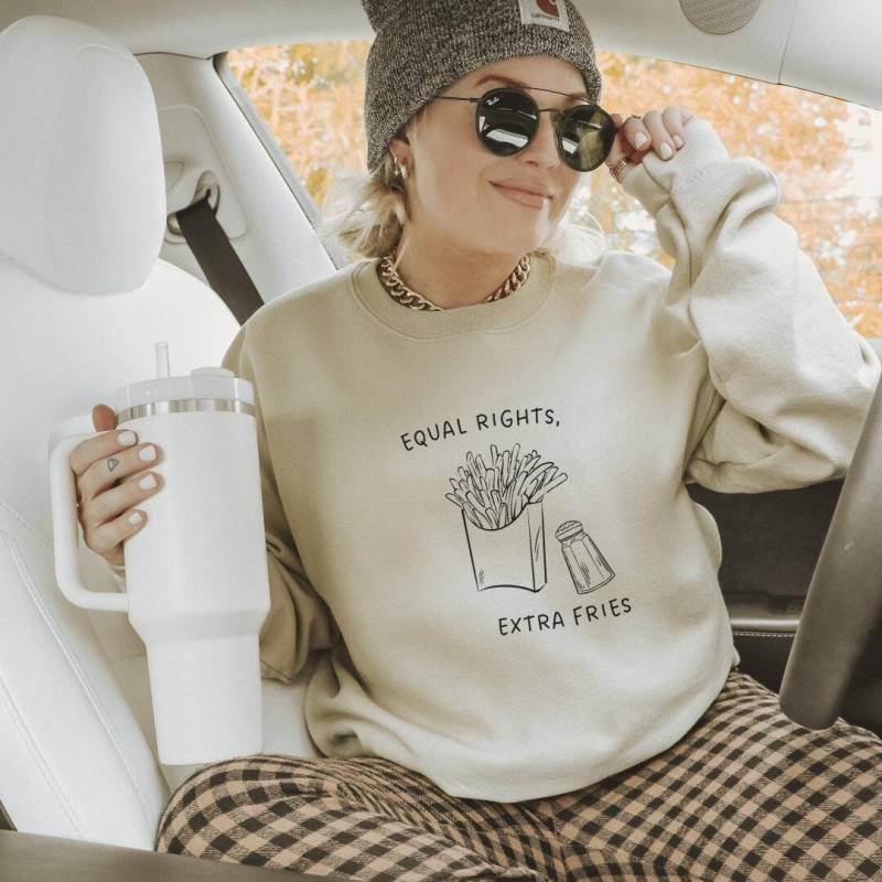 Equal Rights Extra Fries Noddle Retro Sweater Feminist Gift Feminism Cheese Italian Y2K Pride Vintage Equality Female Empowerment Food Girl von CincerelyYoursShop