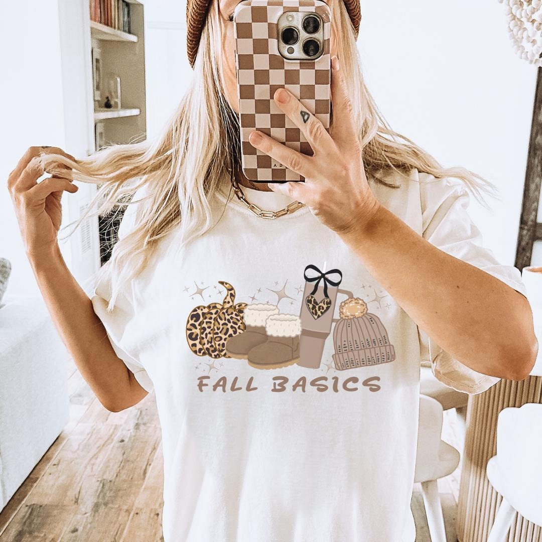 Fall Basics Stanley Leopard Retro Pumpkin Boots Woll Hat Girly Shirt Halloween T-Shirt Y2K Black Bow Autumn Lover Teacher Gift 90S Vintage von CincerelyYoursShop