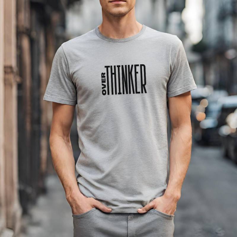 Funny Overthinker Quote Shirt Retro Aesthetic It Sweater Cute But Nerd Sweatshirt Gift Mom T-Shirt Mothers Day Bestie Anxiety Meme von CincerelyYoursShop