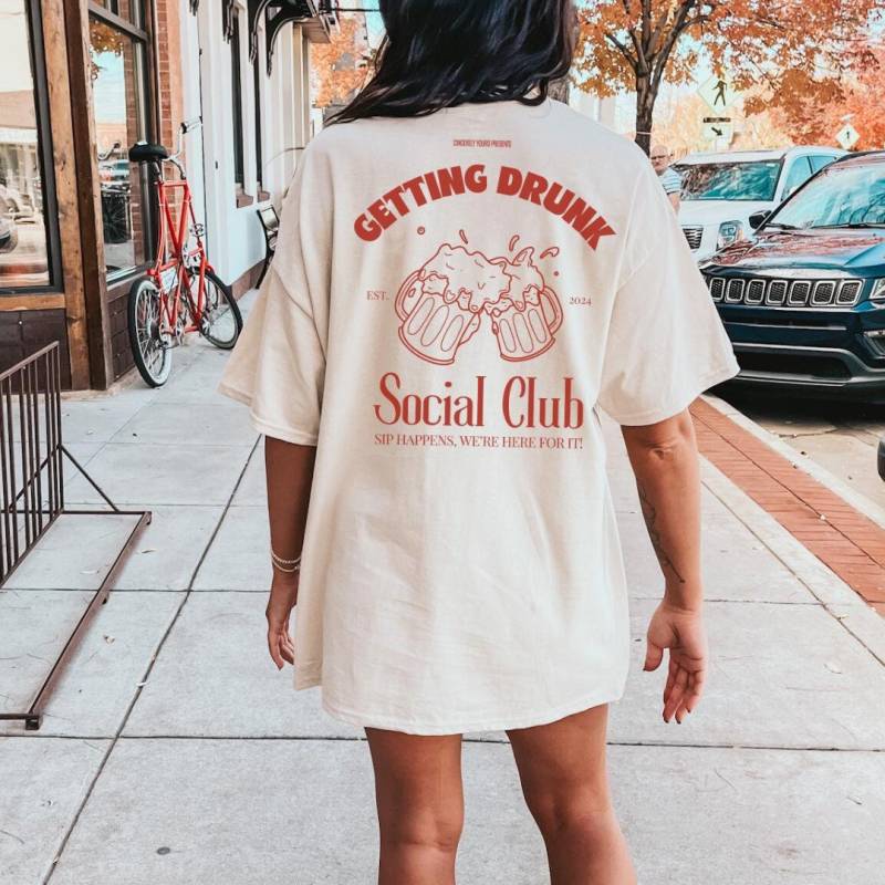 Getting Drunk Social Club Cocktail Party Shirt Name Malle 2024 Oversized Boys Trip Spring Break Group Jga Girls-Trip Apres Ski Personalized von CincerelyYoursShop