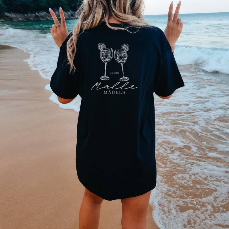 Malle Mädels Aperol Spritz Cocktail Party Shirt 2025 Oversized Back Print Mallorca Holiday Group Jga Mädelstrip Personalized von CincerelyYoursShop