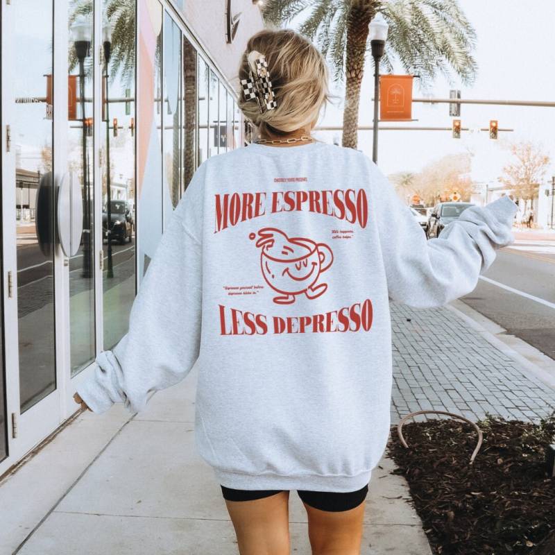 More Espresso Less Depresso Retro Coffee Mug Sweatshirt Lover Sweater Food Mothers Day Gift 90S Graphic Back Print Y2K Breakfast von CincerelyYoursShop