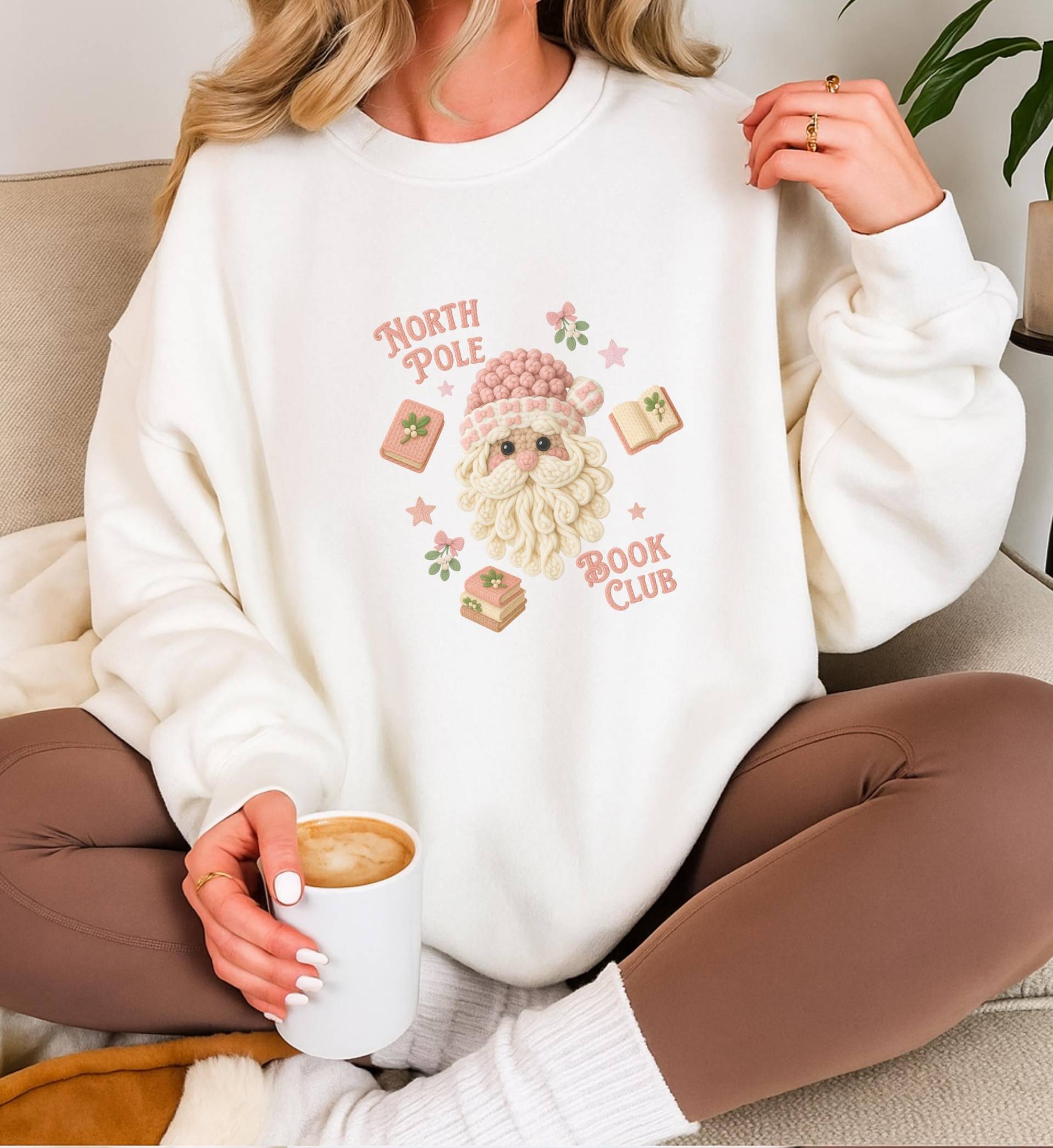 North Pole Book Club Coquette Knitted Santa Claus Book Lover Christmas Sweater Cute Crochet Ugly Reading Soft Girl Holiday Unhinged von CincerelyYoursShop
