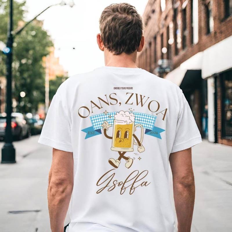 Oans Zwoa Gsoffa Retro Beer Munich Party Group Shirt 2024 Oversized Back Print Name Pocket Jga Girls-Trip Boys Trip Personalized 90S von CincerelyYoursShop