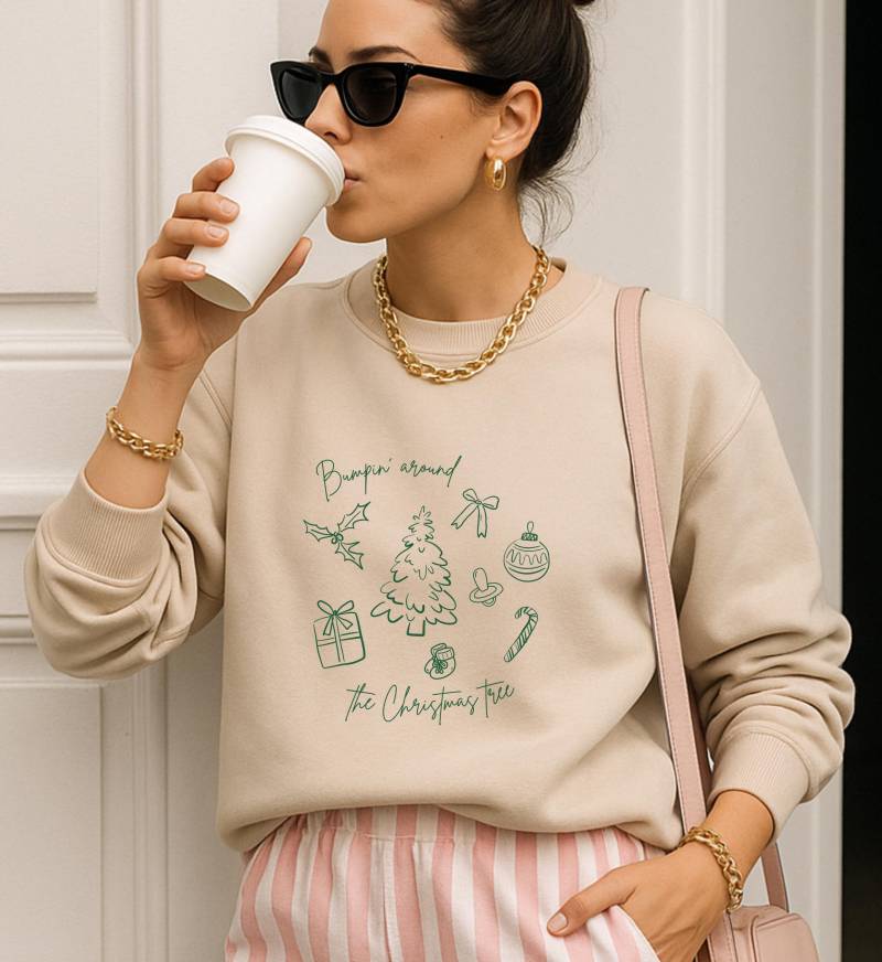 Personalized Bumpin Around The Christmas Tree Sweatshirt Custom Year Funny Pregnancy Announcement Mom To Be Baby Reveal Gift Hand Drawn 90S von CincerelyYoursShop