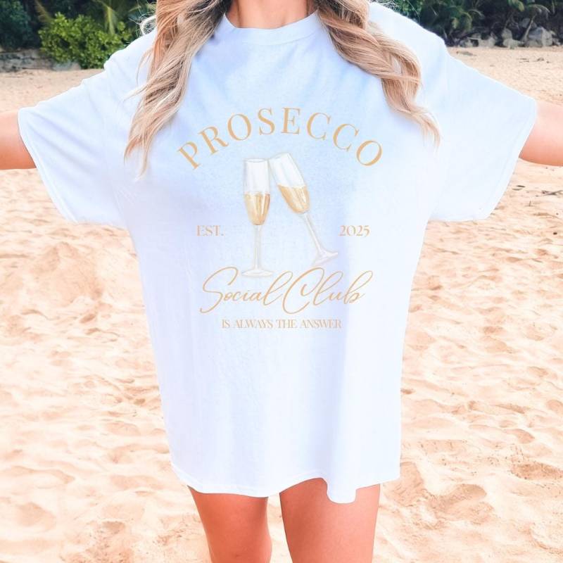 Prosecco Social Club Is Always The Answer Retro Party T-Shirt Girls Trip Shirt Y2K Funny Mallorca Alcohol Gift Jga Best Friend Champagne 90S von CincerelyYoursShop