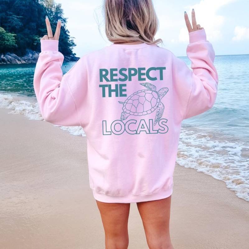 Respect The Locals Oversized Retro Turtle-Shirt Summer Back Print 90S Aesthetic Gift Ocean Y2K Fish Hoodie Pocket Sea Life Girl von CincerelyYoursShop