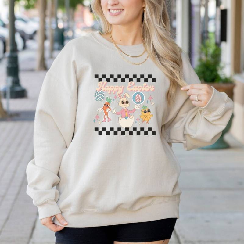 Retro Easter Sweater Unisex Vintage 1960 Sweatshirt Bunny Women Pullover Chicken Egg Happy Crewneck Shirt 1970 Wavy Font Sweater von CincerelyYoursShop