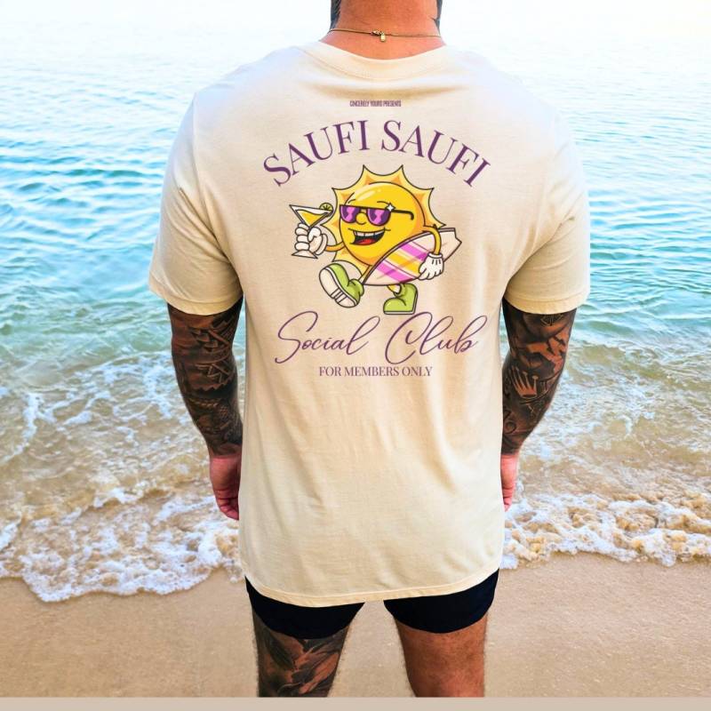 Saufi Social Club Cocktail Party Shirt Malle 2024 Oversized Back Print Mallorca Urlaub Group Jga Girls-Trip Mädelsausflug Personalized von CincerelyYoursShop