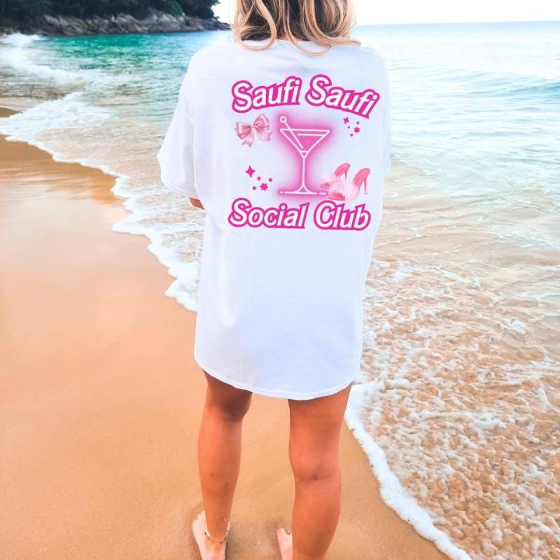 Saufi Social Club Cocktail Party Shirt Malle 2025 Oversized Back Print Mallorca Holiday Group Jga Girls Trip Personalized von CincerelyYoursShop