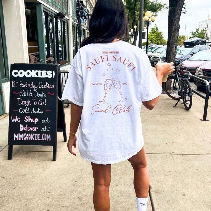 Saufi Social Club New Year 2024 Party Shirt Unisex Back Print Personalized Party Crew Holiday Champagne Girls Group Cocktails 90 Style von CincerelyYoursShop