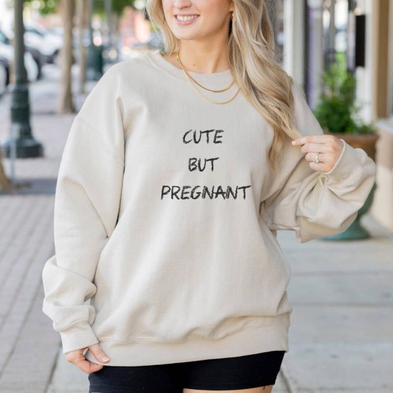 Spring Pregnancy Shirt Minimal Cute But Pregnant Pullover Valentine Mommy To Be Sweater Baby Announcement Retro Font Wavy Gift For Mom von CincerelyYoursShop