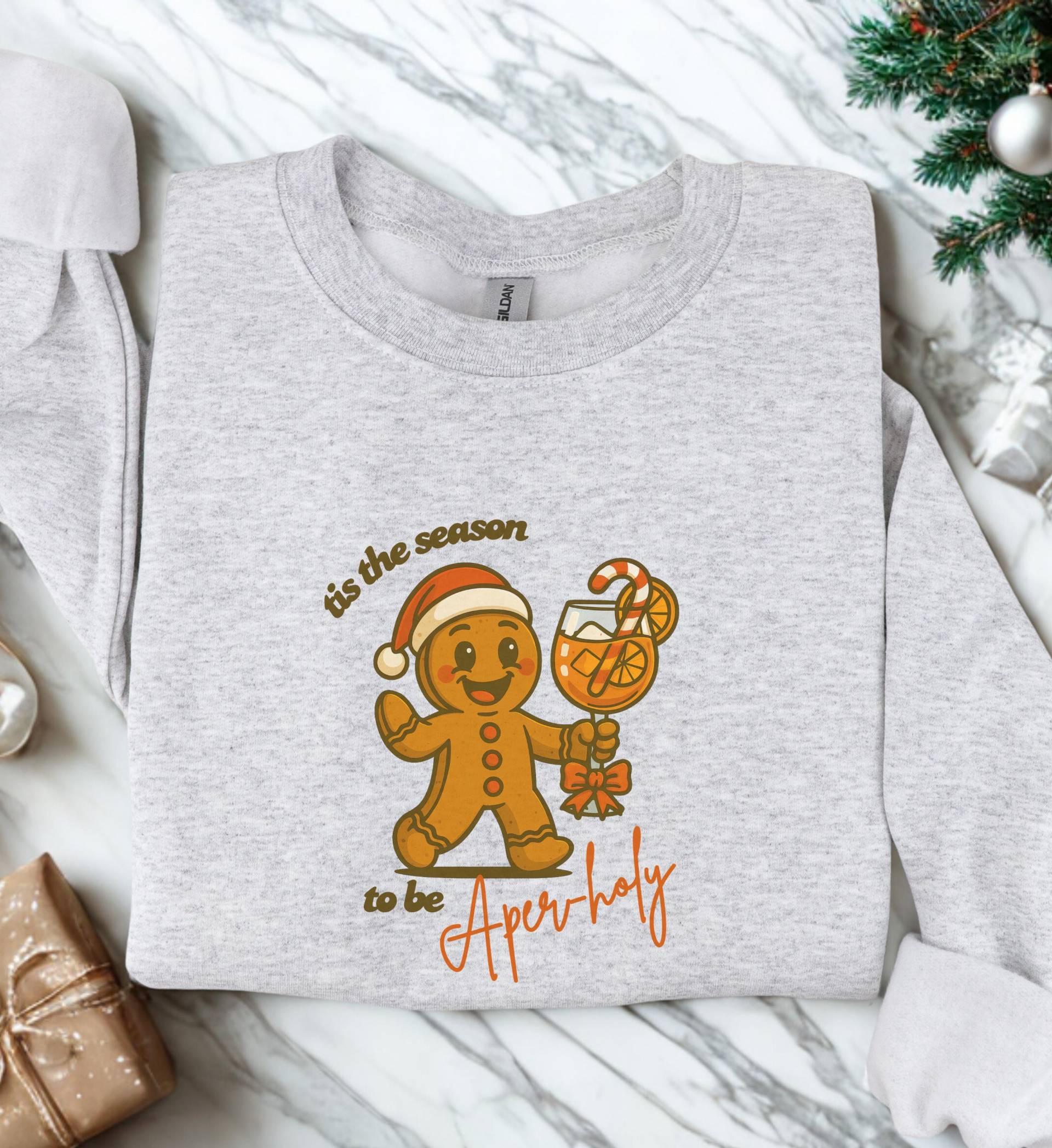 Tis The Season To Be Aper Holy Gingerbread Apero Spritz Lover Ugly Christmas Sweater Party Crew Apres Ski Cookie Cocktail Funny von CincerelyYoursShop