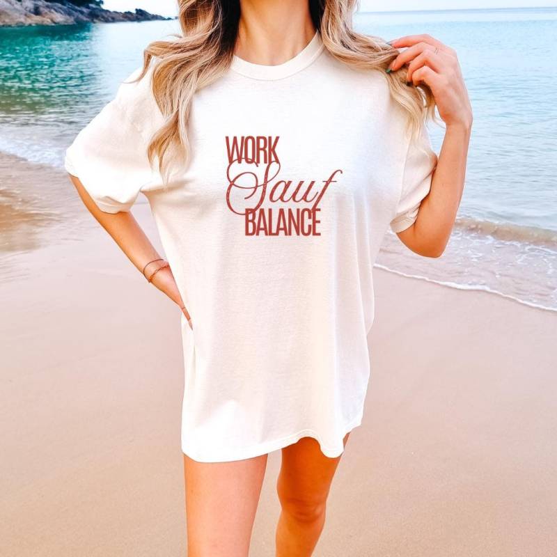 Work Sauf Balance Cocktail Party Shirt Malle 2024 Oversized Boys Trip Mallorca Urlaub Group Jga Girls-Trip Mädelsausflug Personalized Funny von CincerelyYoursShop