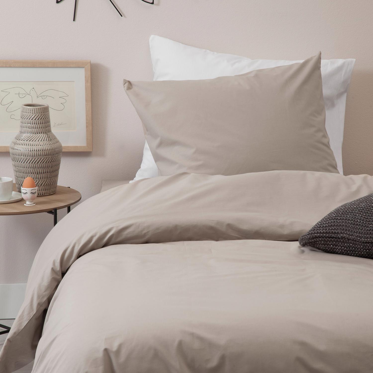 Cinderella Bettwäsche "Weekend in Gr. 135x200, 155x220 oder 200x200 cm" 2 Stk. tlg. Bettwäsche aus Baumwolle, Bettwäsche mit Reißverschluss von Cinderella