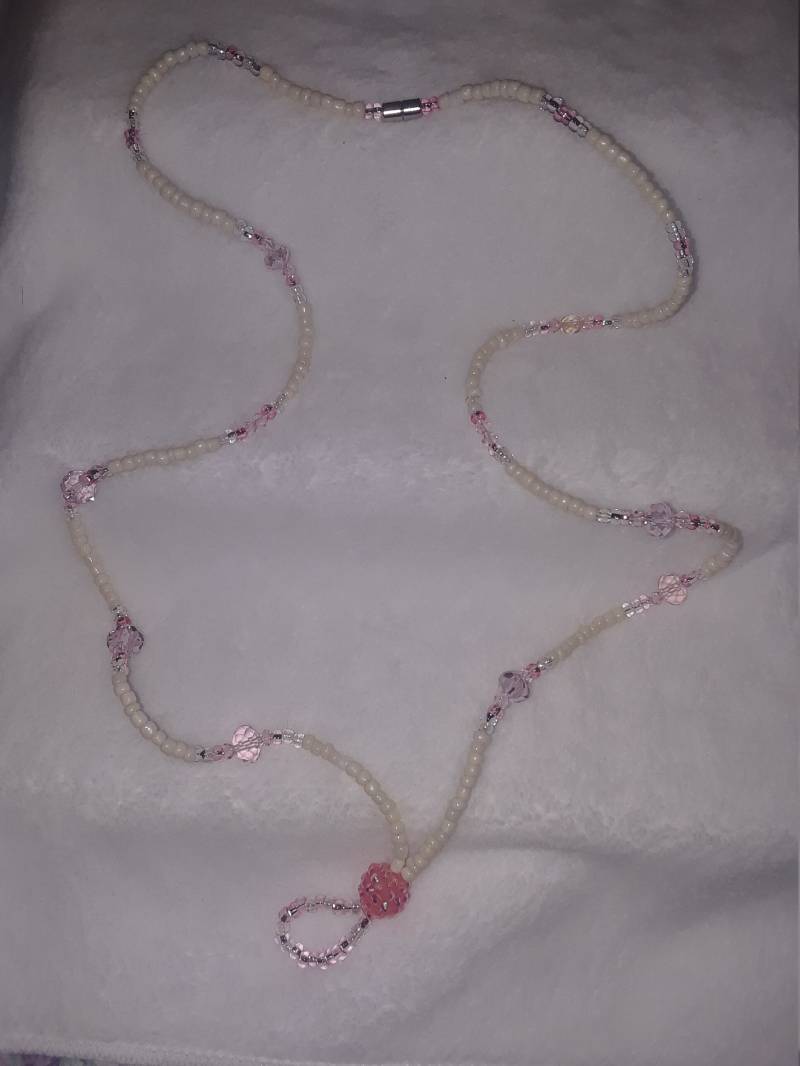 Namensschild-Lanyard in Creme Und Pink Auch Als Schlüsselanhänger Verwendbar Namensschild-Lanyard in Creme Und Pink Auch Als Schlüsselanhänger Verwendbar von CindysmagneticsShop