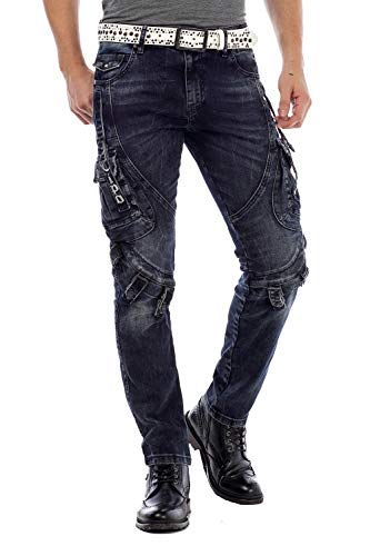 Cipo Baxx Herren Cargo Hose Biker-Stil Ausgefallene Denim Hose Freizeit Hose Straight Jeans Hose mit Details Dunkelblau W32 L34 von Cipo & Baxx