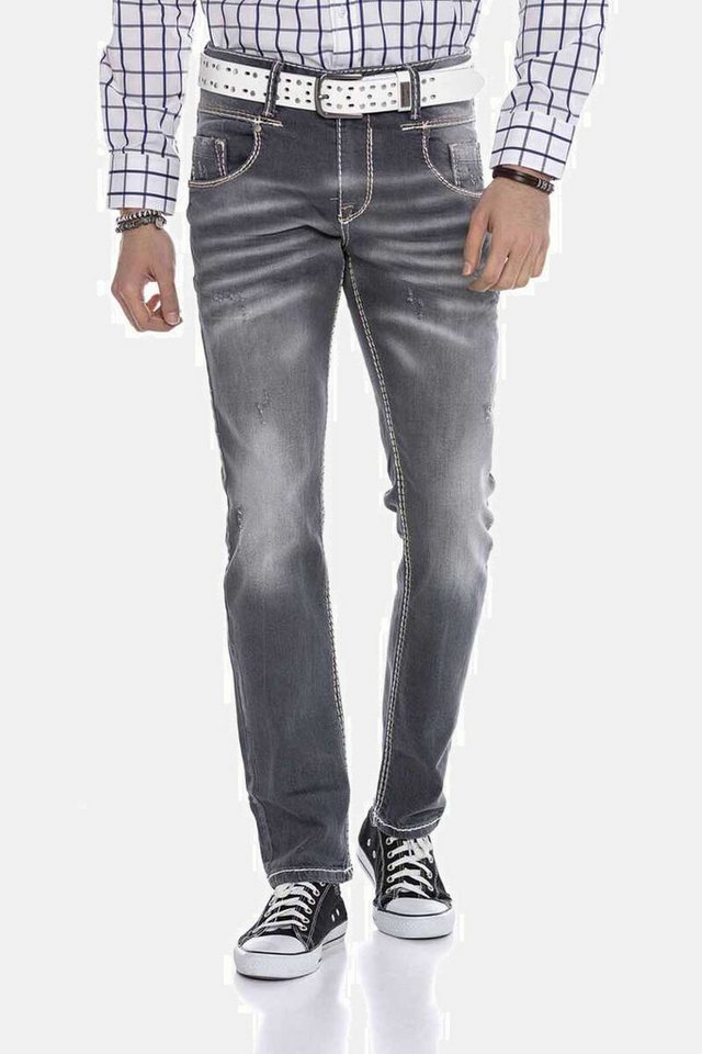 Cipo & Baxx 5-Pocket-Jeans Jeans in modernem Straight Fit-Schnitt, CD668 von Cipo & Baxx