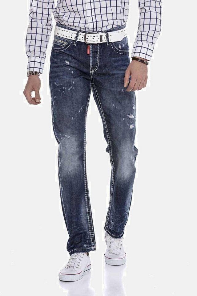 Cipo & Baxx Regular-fit-Jeans DENIM bequeme Jeans mit stylischen Used-Elementen, CD606 von Cipo & Baxx