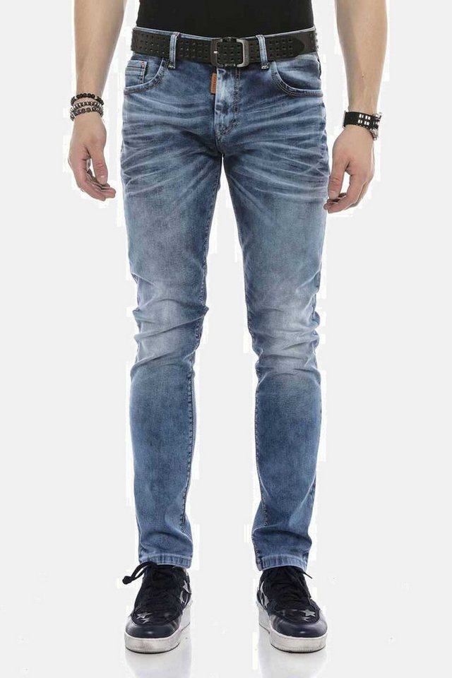 Cipo & Baxx Regular-fit-Jeans Jeans im trendigen Used-Look, CD621 von Cipo & Baxx