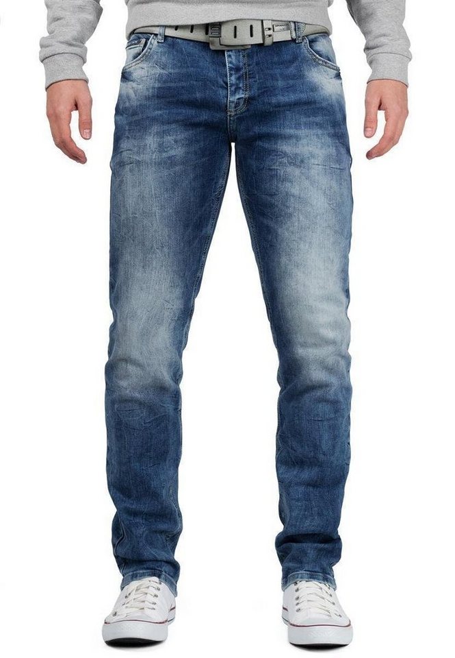 Cipo & Baxx Slim-fit-Jeans Casual Hose BA-CD533 Dunkelblau W32/L32 (1-tlg) mit lässiger Stonewashed Waschung von Cipo & Baxx