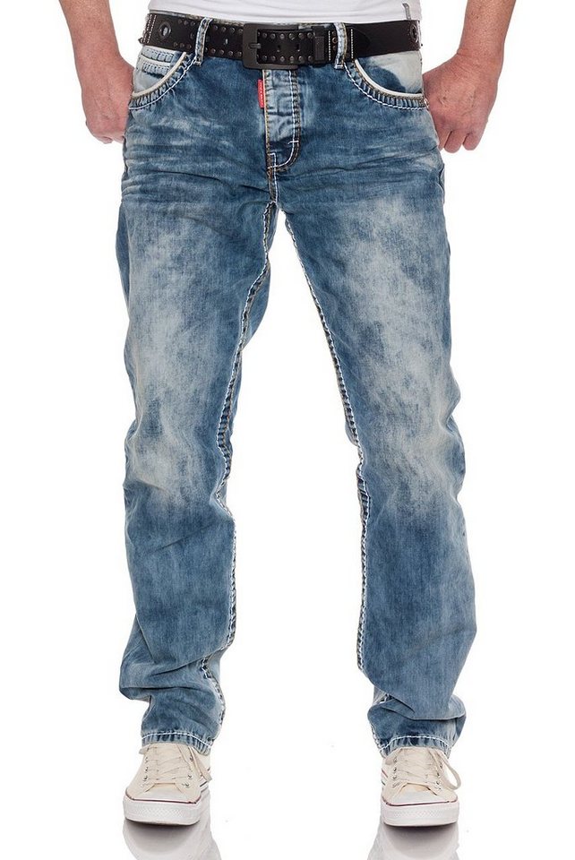 Cipo & Baxx Straight-Jeans Regular Fit mit Kontrastnähten von Cipo & Baxx