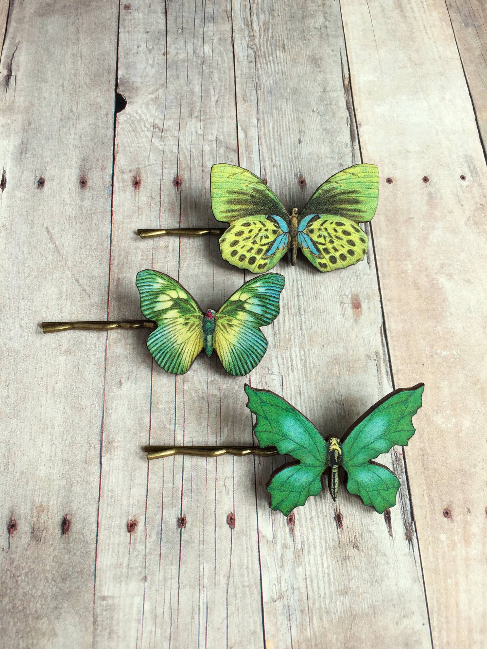 Grüner Schmetterling Haar Accessoire Greenery Woodland Fashion Göttin Feen Fee Grüner Schmetterling Haar Accessoire Greenery Woodland Fashion Göttin Feen Fee von CircaAD